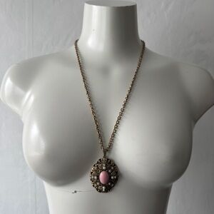 Vintage Avon Pink Pendant Necklace